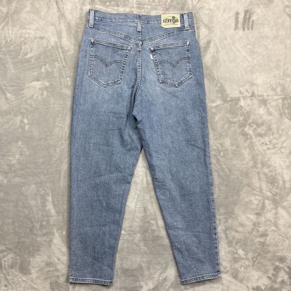 Levi’s SilverTab Women’s 29x26 High Waisted Mom Jeans Blue Medium Wash Tapered L - Picture 9 of 9